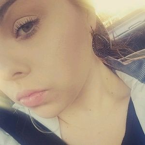 Meet your Posher, Kendra